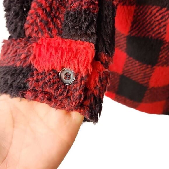 P.J. SALVAGE Genuine Cabin Fever Women's Size Medium Button Front Red Black Plai - Picture 8 of 12